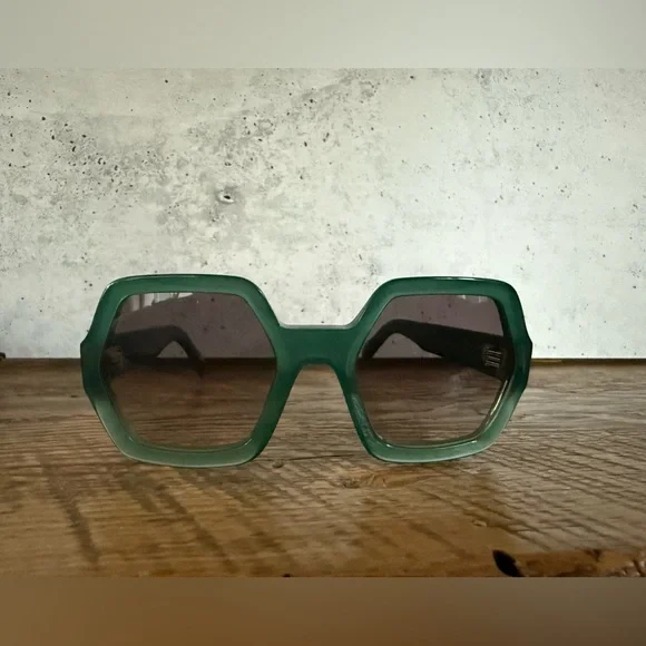 Celine Green Oversized Gradient Sunglasses - Picture 3 of 6